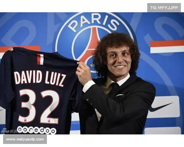 大卫路易斯在比赛中扮演的位置是后腰。